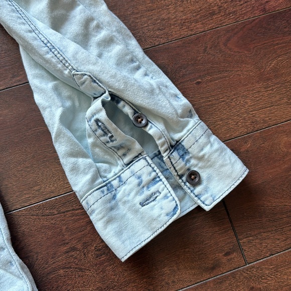 Natural Reflections Denim Shirt - Picture 3 of 4